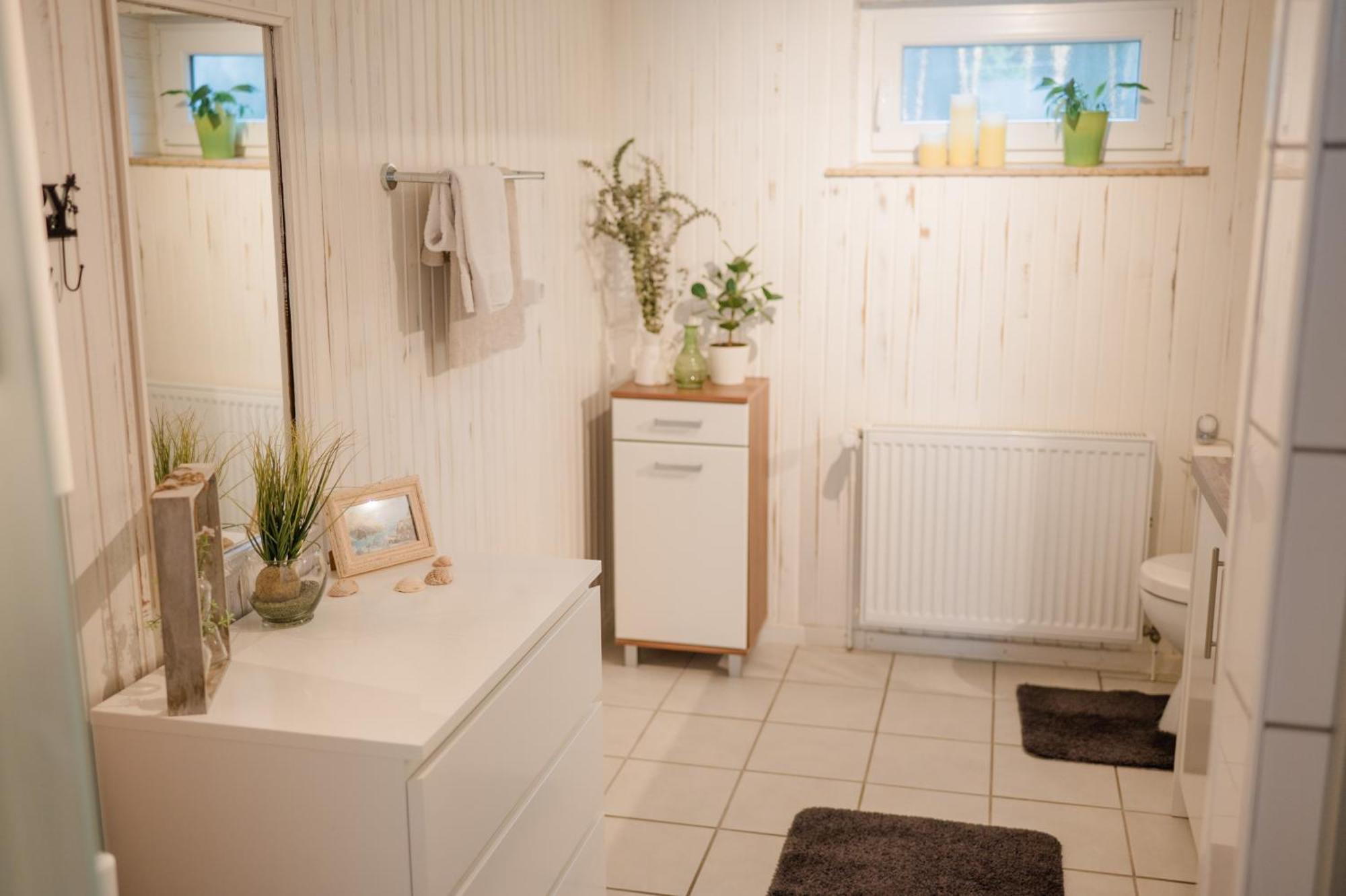 Buchlindenweg - Zimmer & Ferienwohnung Breitscheid  Ngoại thất bức ảnh
